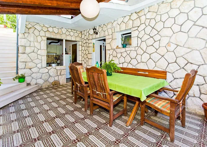 Guest house Barbaric