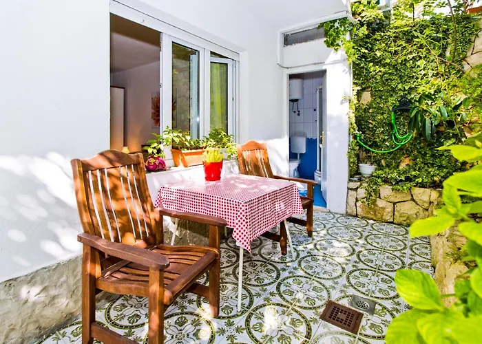 Guest house Barbaric